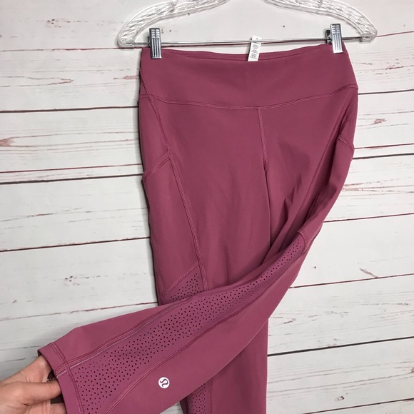 lululemon athletica Pants - Lululemon blush perforated crop yoga pants